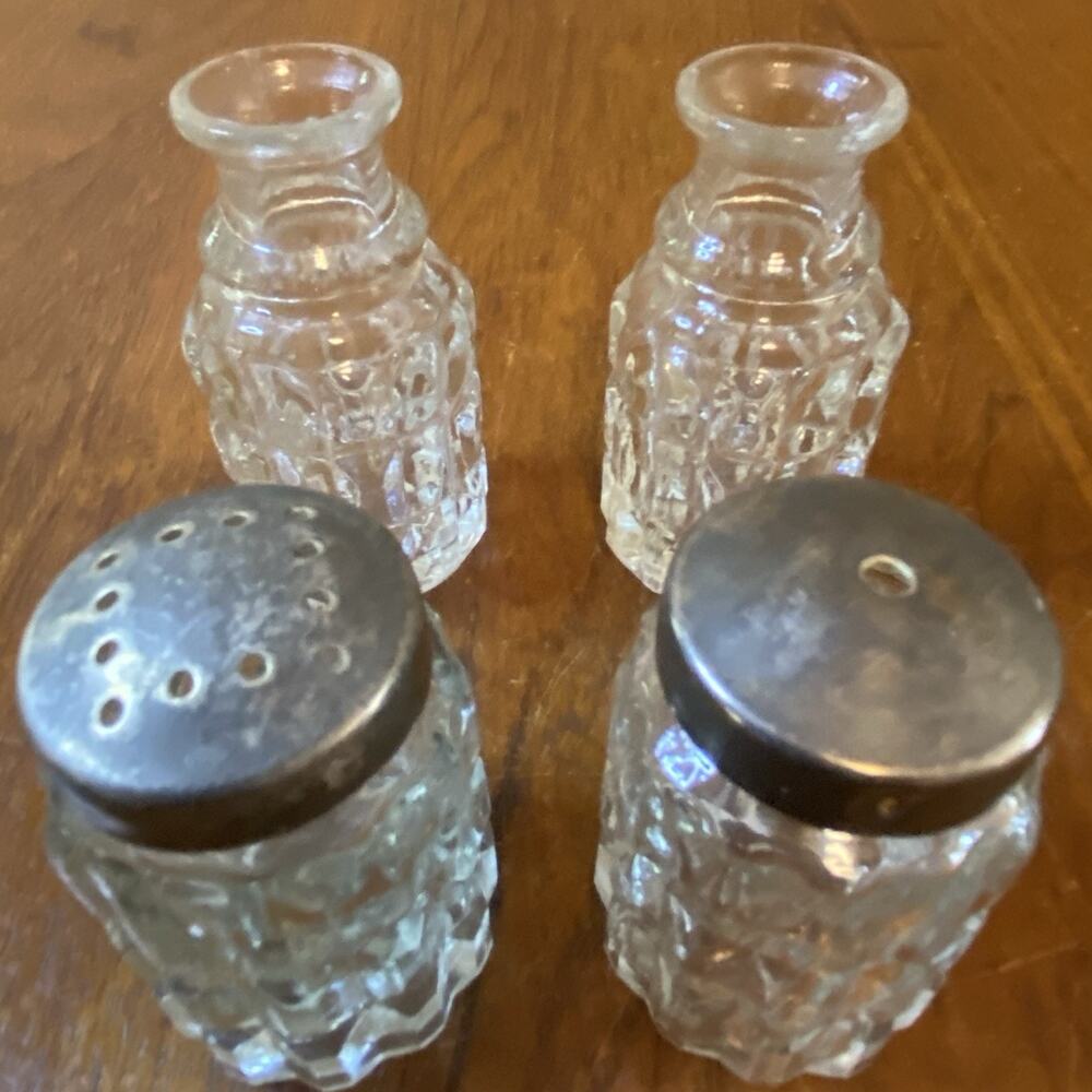 Vintage Raimond Glass Cruets and Salt /Pepper Shakers In Metal Holder - Picture 6 of 6